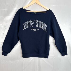 NWT Wild Fable New York Graphic Sweatshirt – Size XS Navy Blue